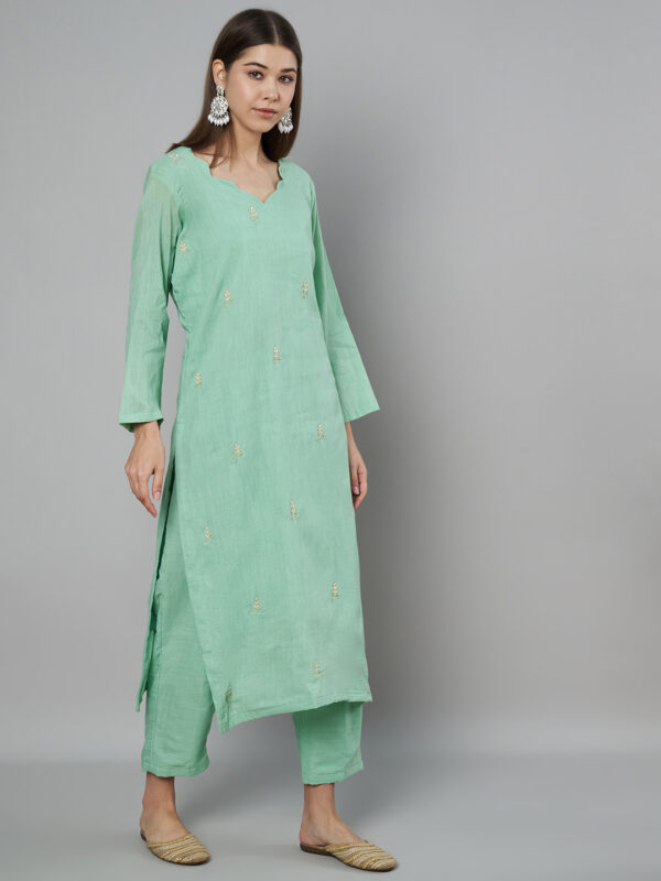 Embroidered Kurta Set - Image 2