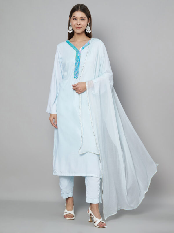 Embriodered Kurta Set